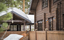 Käsitööpalkmaja Soomes