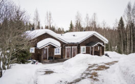 Käsitööpalkmaja Soomes