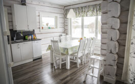 Käsitööpalkmaja Soomes